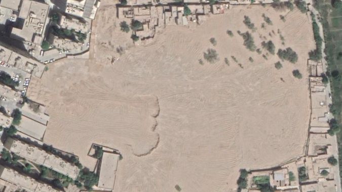Čína likviduje ujgurské hřbitovy. Za dva roky jich zmizela stovka